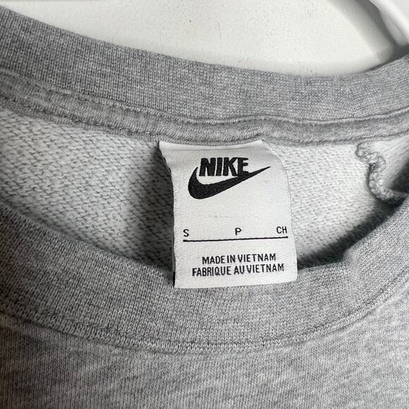Nike Grey Logo Pullover Sweatshirt Size Small - Picture 6 of 7